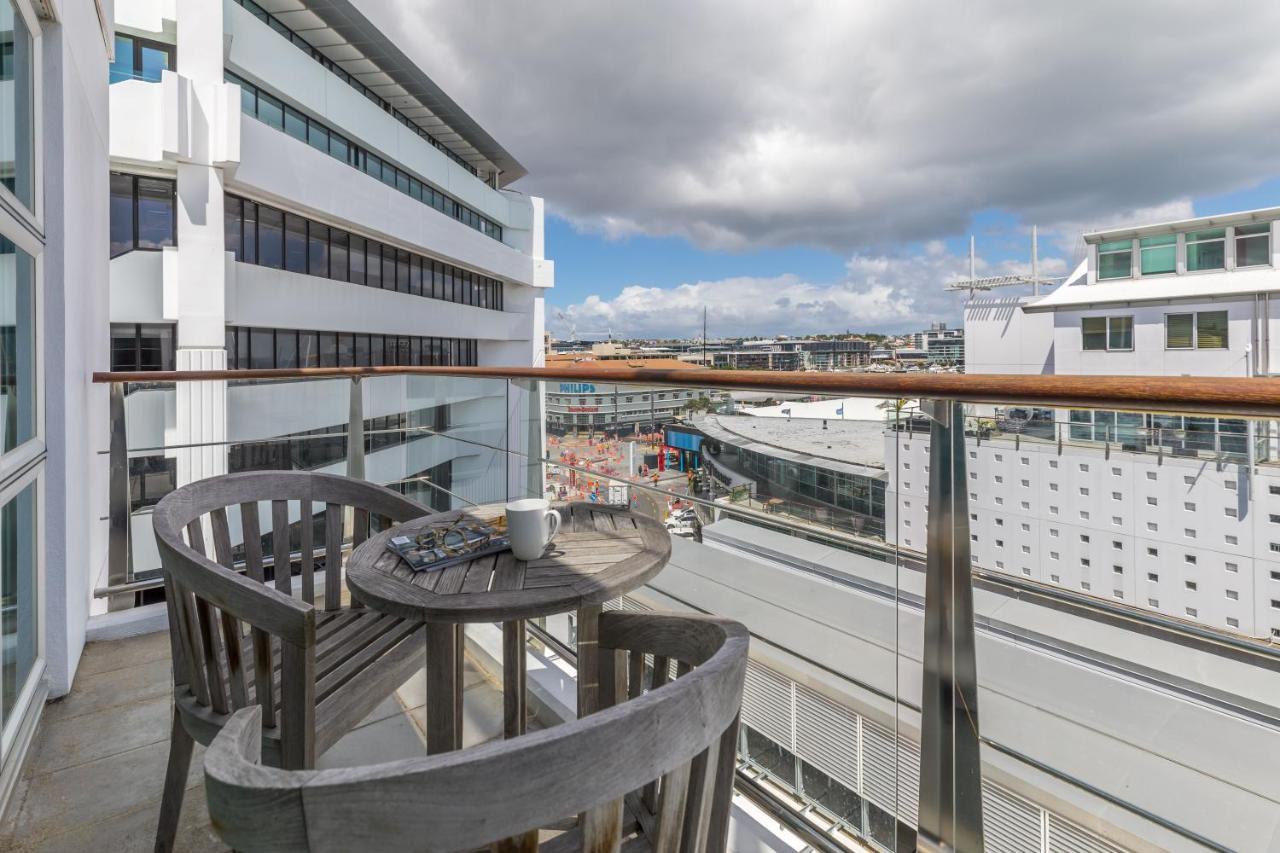Апартаменти Stunning Waterfront Location With Huge Balcony! Окленд Екстер'єр фото